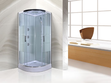 Cubículos transparentes de la ducha del cuarto de baño del cuadrante con los jets grandes del masaje